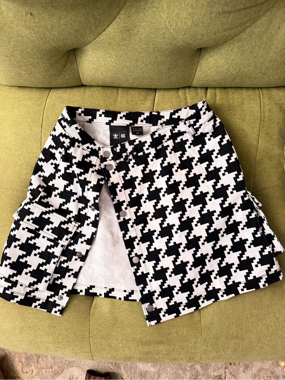 IVY PARK Black & White Houndstooth Mini Skirt
